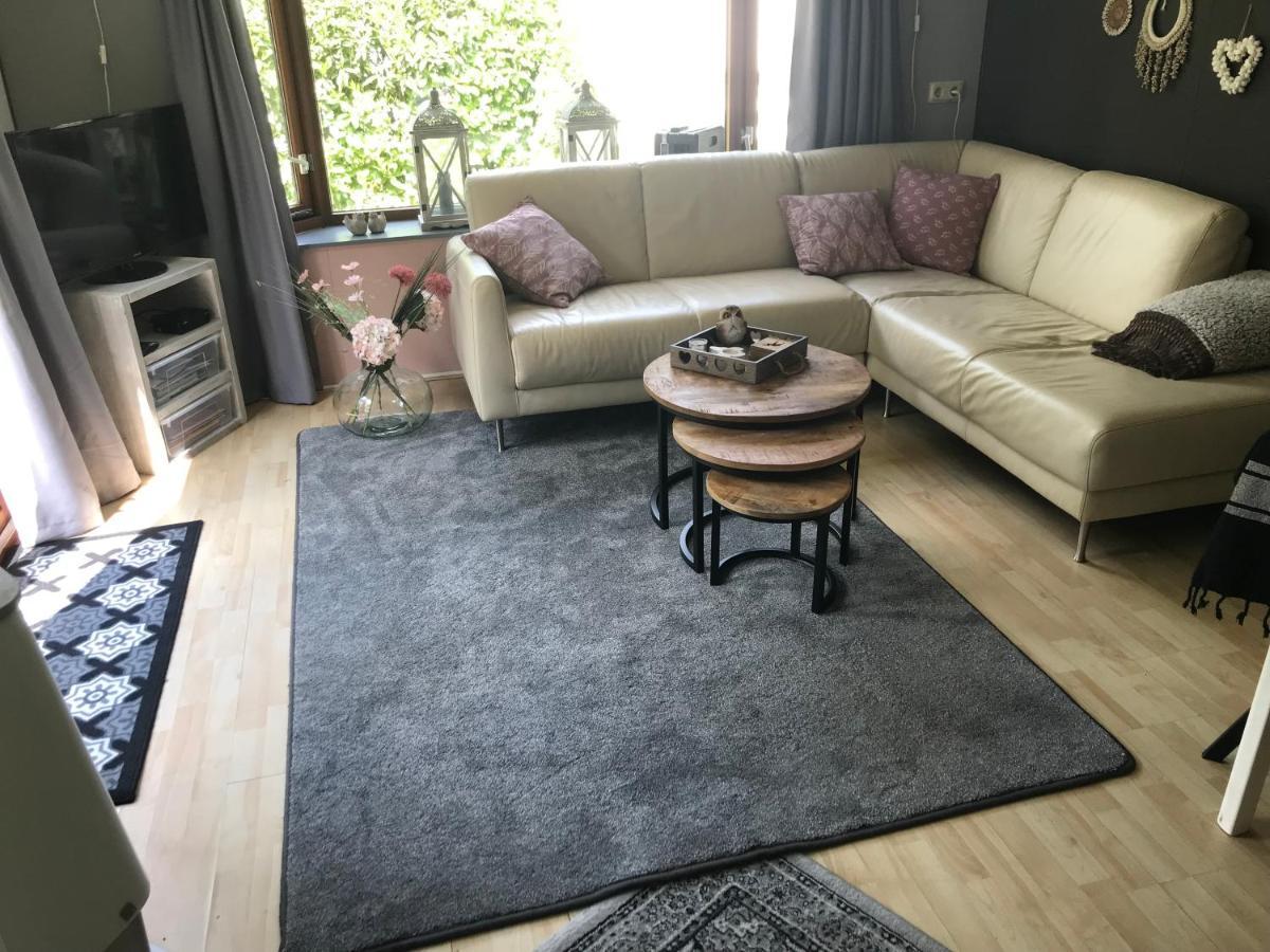 Вилла Sfeervol Chalet In Drenthe Bij Het Dwingelderveld Спиер Экстерьер фото